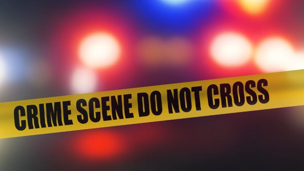 "Do not cross" yellow tape.