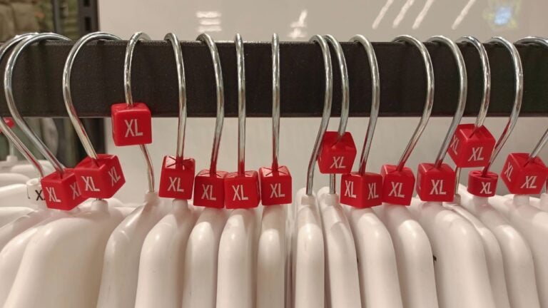 19 Rude Things Georgia Customers Do at the Walmart Clearance Rack