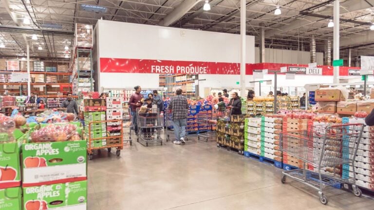 18 Terrible Costco Habits Many Floridians Are Guilty Of