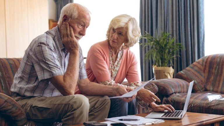 20 Old-School Money Habits Iowans Can’t Seem to Quit