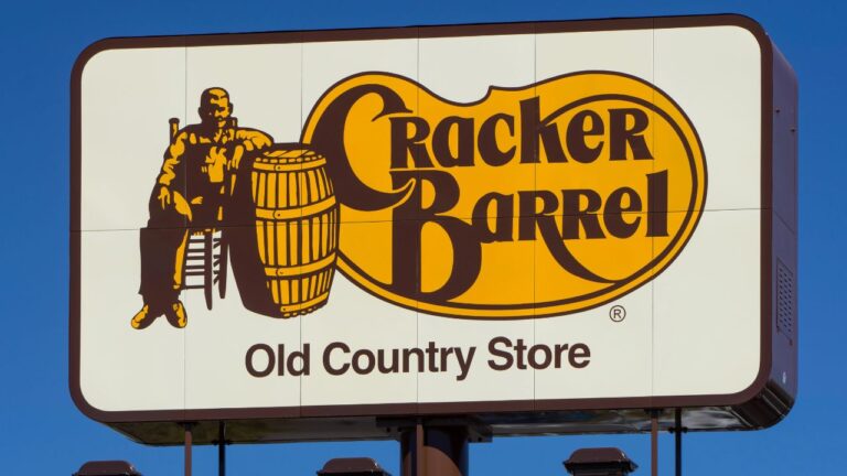 20 Classic Cracker Barrel Menu Items Floridians Wish Would Return