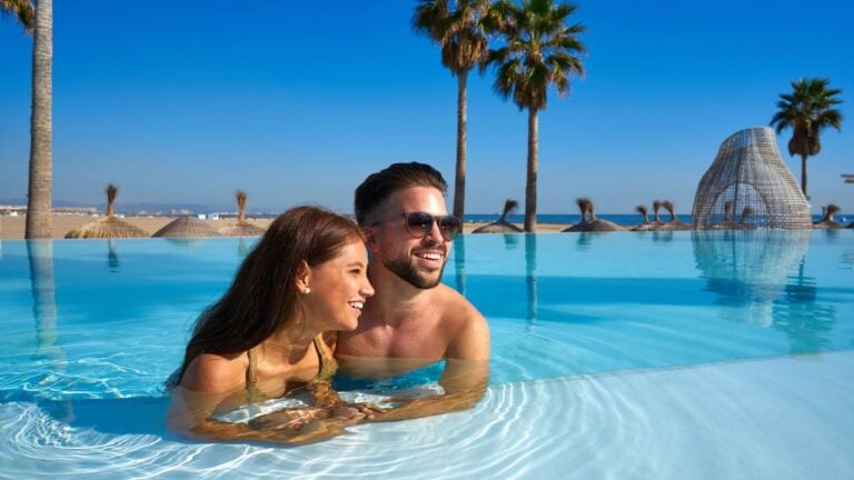 27 All-Inclusive Resort Perks That Sound Better Than They Are for Florida Vacationers