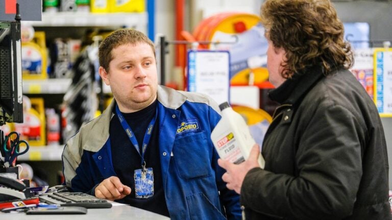 19 Annoying Things Kansas Shoppers Say to Retail Workers