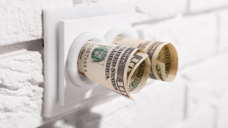 Florida Households Are Paying More Than Ever for Electricity: How Much You Spend vs. Average Floridian