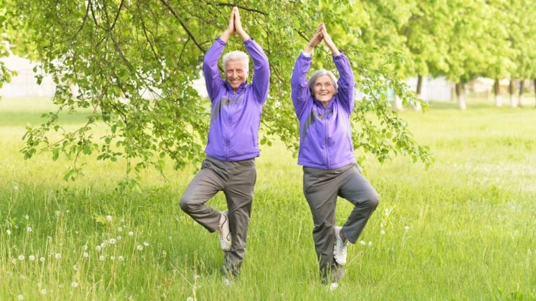 17 Everyday Moves That Improve Balance as Floridians Age