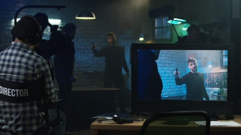 26 Iconic Movie Moments That Would Never Be Allowed in Florida Movie Theaters Today