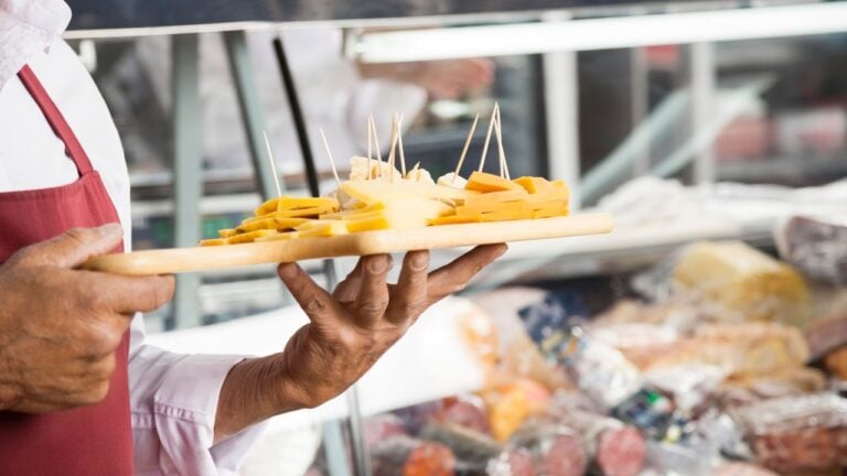 16 Costco Sample Tables That Floridians Can’t Get Enough Of