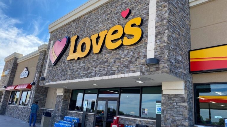 10 Love’s Snacks Texas Truckers Swear By More Than Coffee