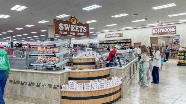 8 Buc-ee’s Mistakes Out-of-State Visitors to Texas Make Every Single Trip