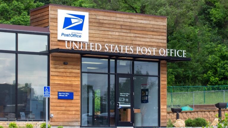 11 Things the Post Office Does That Floridians Have No Idea About