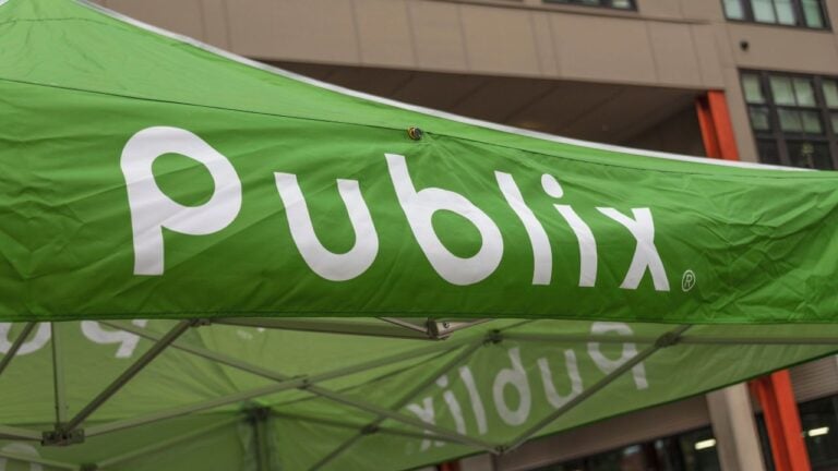 12 Things Publix Employees Wish Florida Shoppers Knew About BOGO Week