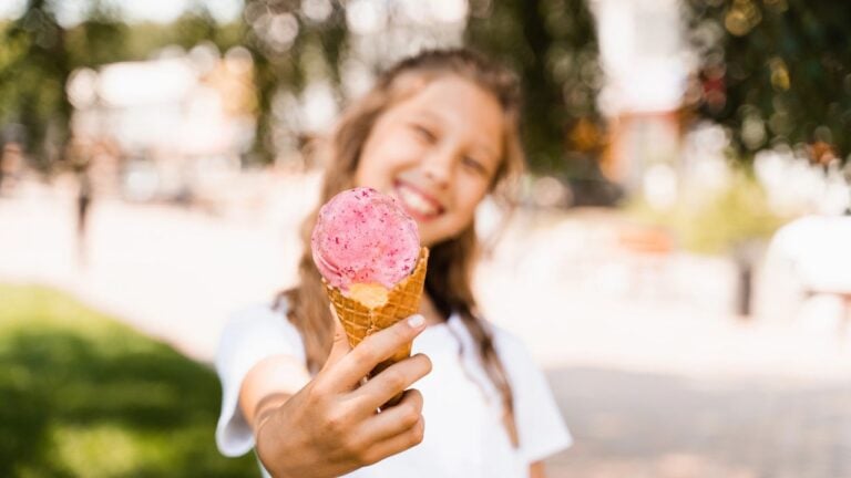 8 Florida Ice Cream Stands Locals Love (and 5 That Aren’t Worth the Brain Freeze)