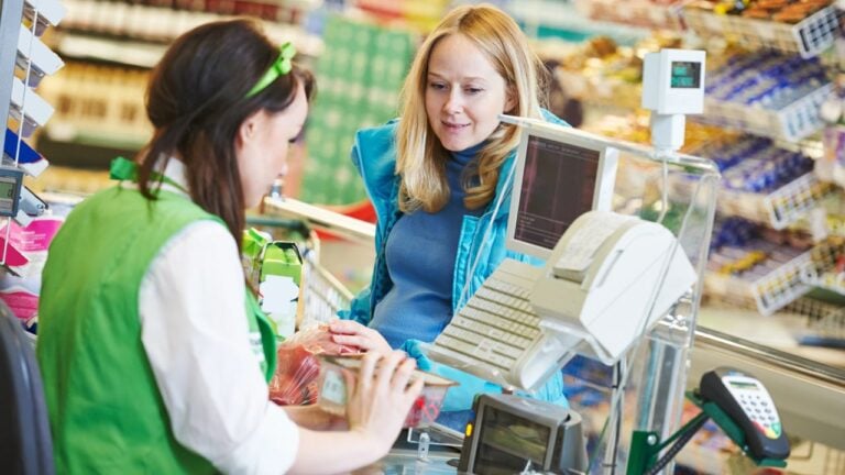 8 Publix BOGO Habits That Tell Cashiers You’re Not From Florida