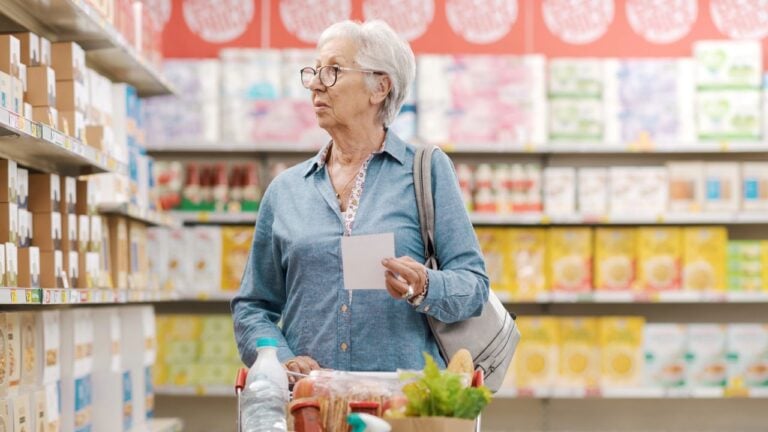 8 H-E-B Mistakes Texas Seniors Make That Cost Them Every Week