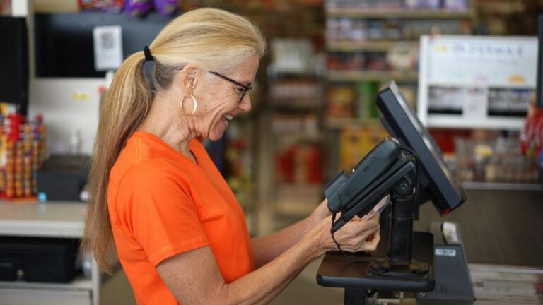 13 Florida Senior Discounts Cashiers Won’t Mention Unless You Ask