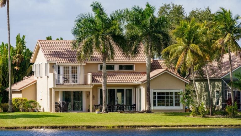 7 Florida Towns Retirees Are Moving To In 2026 (And Why They Stay)