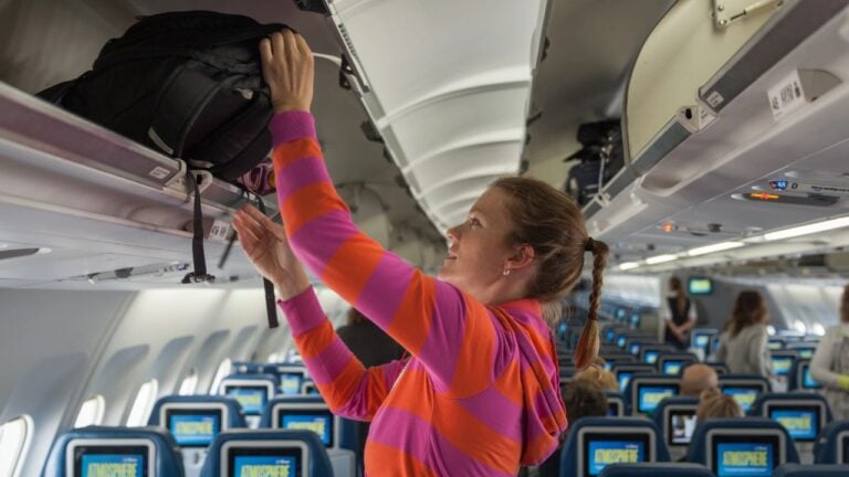 12 Polite Passenger Behavior Flight Attendants Wish Californians Would Stop Doing