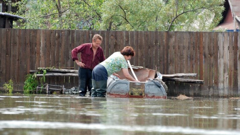 10 Things Florida Seniors Should Do Before the First Hurricane Hits