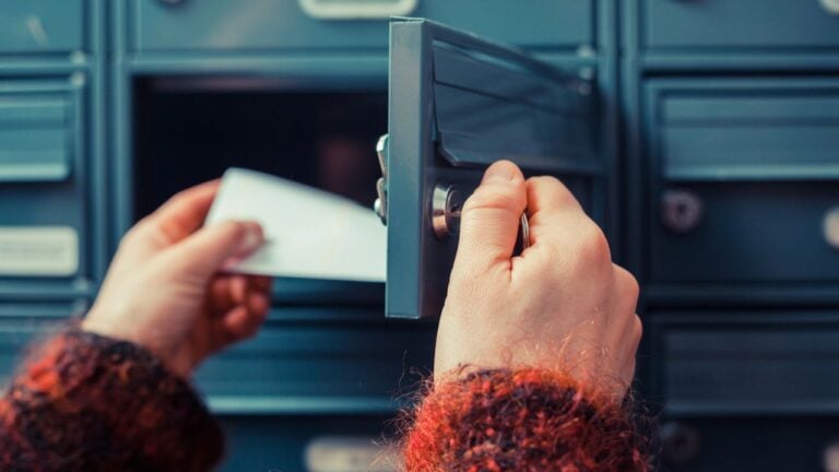 10 Mail Scams California Retirees Fall For Every Single Year
