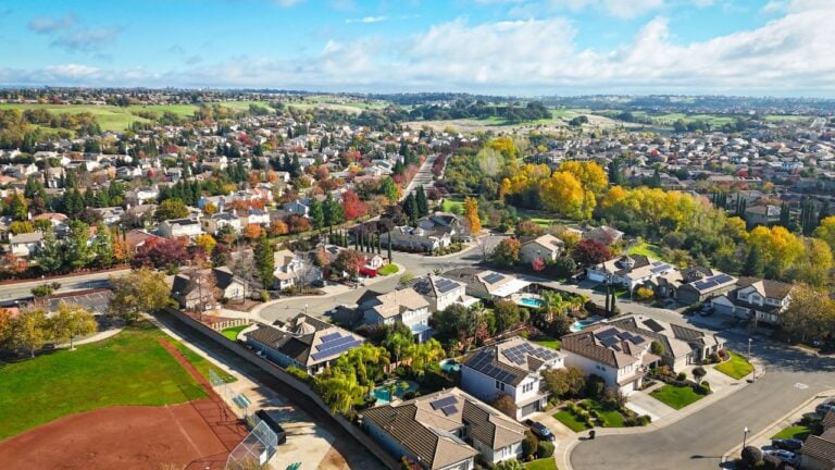 9 HOA Rules Pennsylvanians Can’t Believe Are Legal