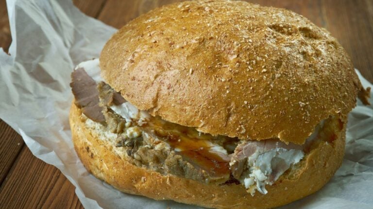 9 Upstate New York Foods Locals Refuse to Apologize For