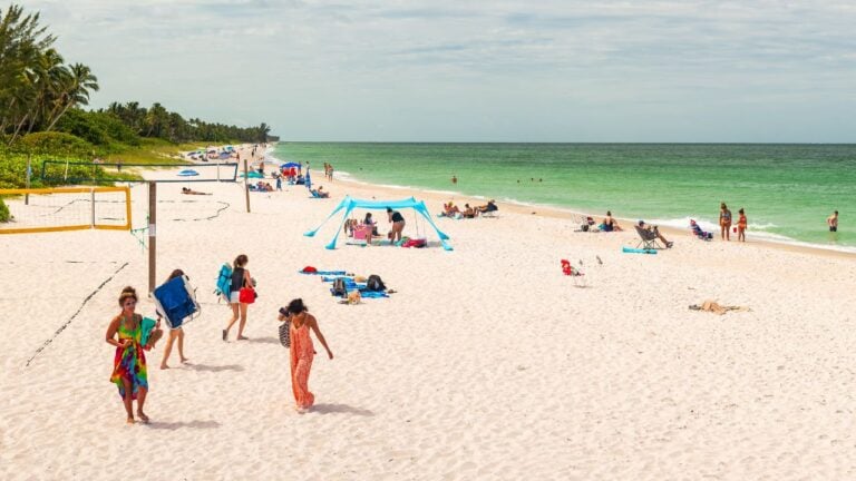 Two Truths and a Lie About Florida Beaches That Fools Most Tourists