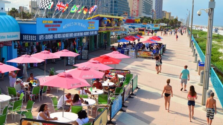 10 Florida Vacation Spots From the ’80s That Look Nothing Like They Used To