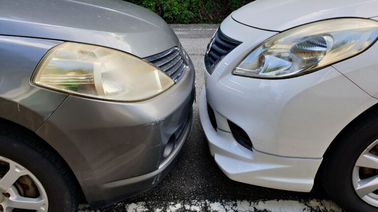 12 Habits That Give Snowbirds Away in a Florida Publix Parking Lot