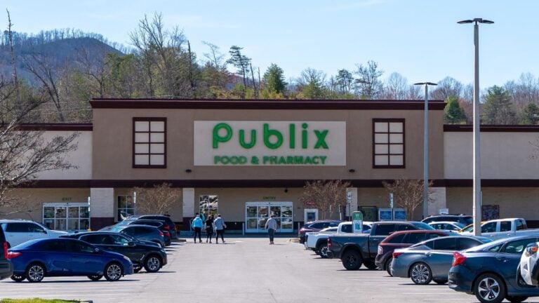 9 Ways Publix Regulars in Tennessee Spot a First-Timer in Seconds