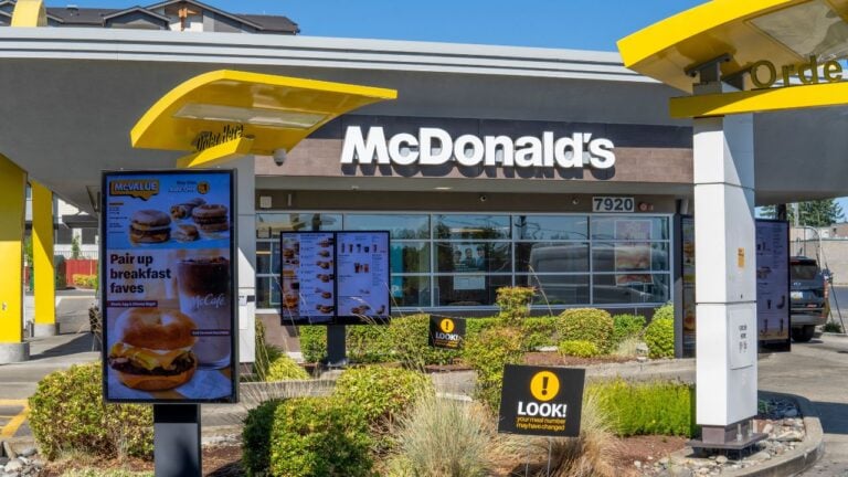 11 Things McDonald’s Employees Won’t Tell Floridians