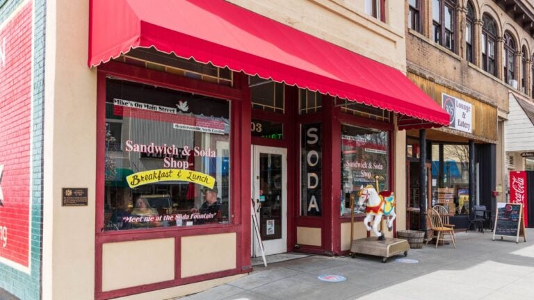 11 Cheaper Towns Florida Retirees Move To Without Leaving the South