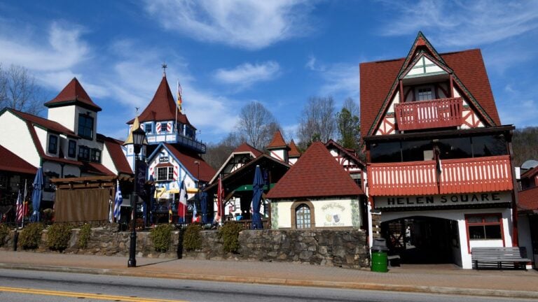 10 Under-the-Radar Virginia Towns Retirees Love