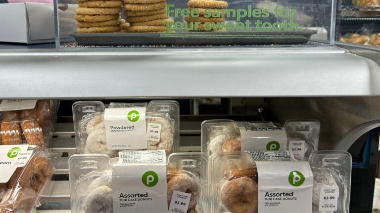 8 Publix Bakery Buys Alabama Shoppers Refuse to Give Up