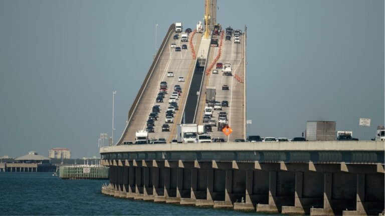 12 Things Locals Wish Snowbirds Understood About Driving in Florida