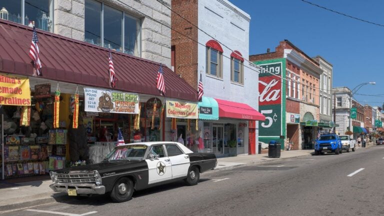 The Cheapest Places to Retire in North Carolina in 2026