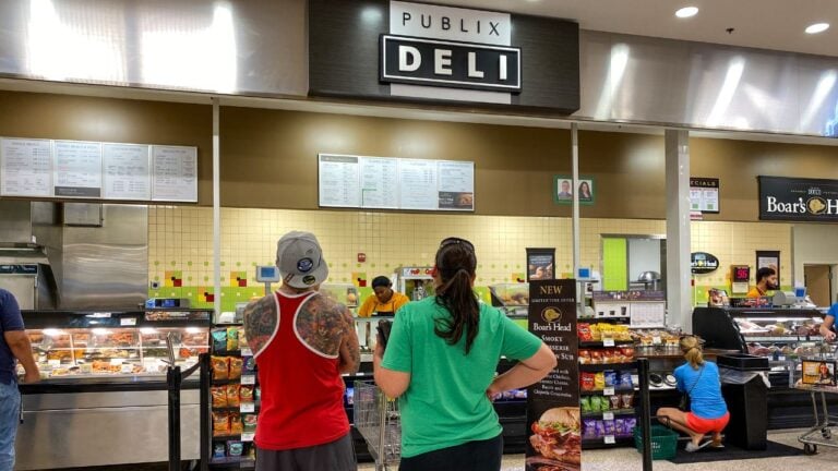 11 Publix Habits That Give Away a Longtime Florida Shopper