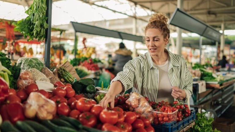 8 Georgia Farmers Markets Locals Get to Early (and 3 They Skip)