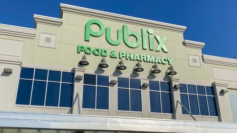 Does Publix Accept Coupons? Publix’s 2026 Coupon Policy for Florida Shoppers