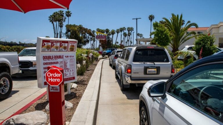 8 Things California Fast Food Workers Won’t Tell You