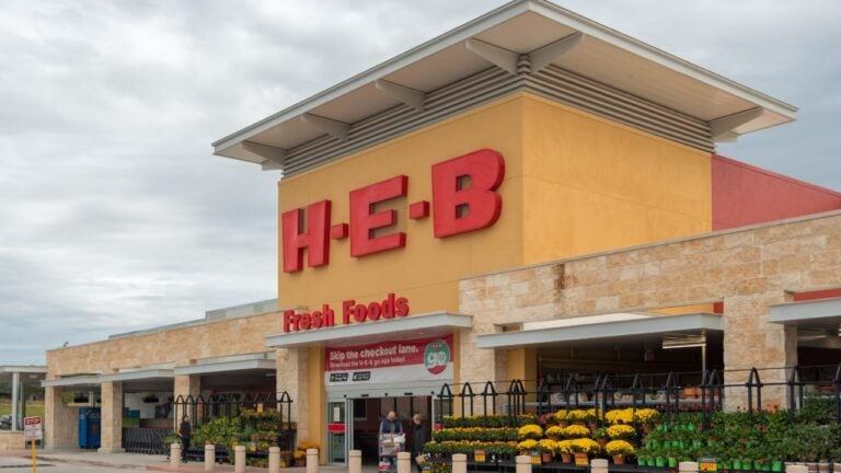 9 H-E-B Mistakes That Cost Texas Shoppers Every Week