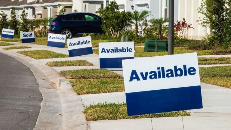 7 Reasons People Are Leaving Florida in 2026