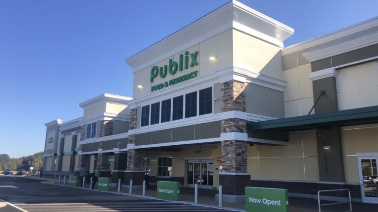 8 Publix Habits That Mark a Lifelong Alabama Shopper