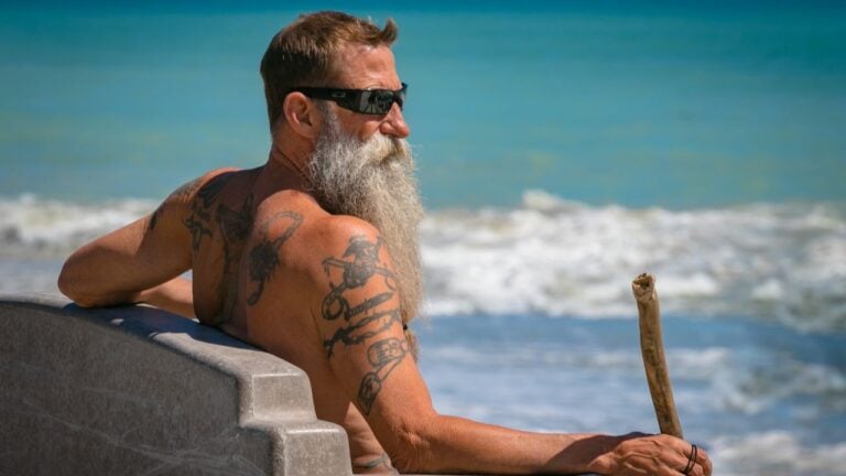 9 Ways to Spot a California Transplant Anywhere in America
