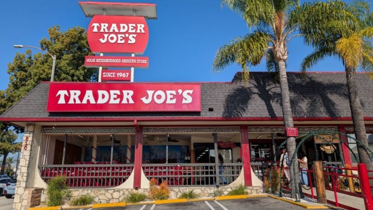 Does Trader Joe’s Have a Senior Discount? What California Shoppers Get in 2026
