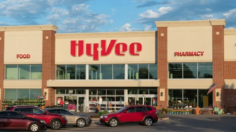 8 Hy-Vee Etiquette Rules Kansas Shoppers Wish Everyone Followed