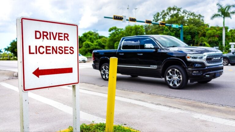 How Much Does It Cost to Renew Your Driver’s License in Florida in 2026?
