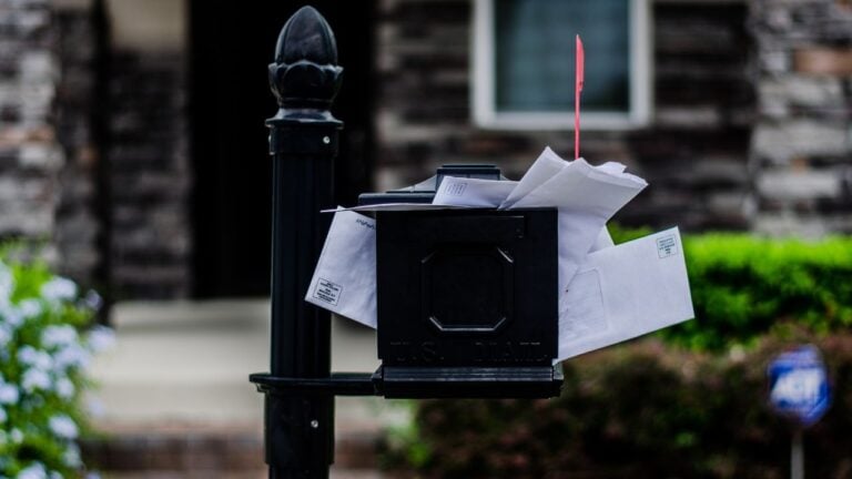 8 Red Flags That Tell Pennsylvanians It’s Time to End a Houseguest’s Stay