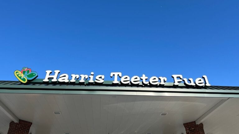 5 Secrets Harris Teeter Employees Wish North Carolina Shoppers Knew
