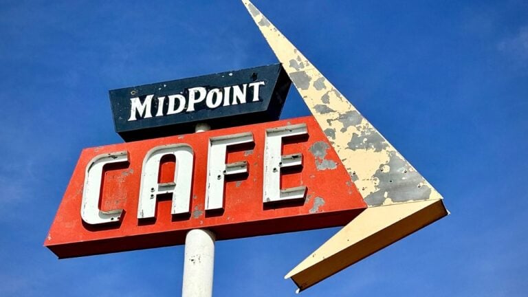 10 Small-Town Texas Diners Worth the Detour