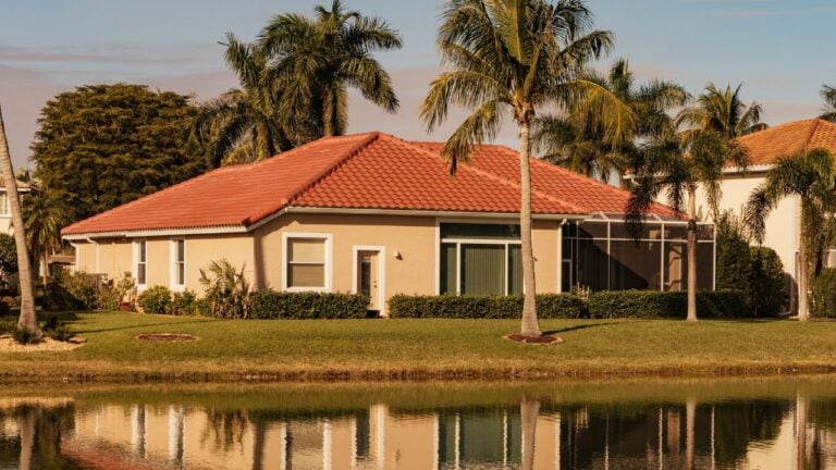 9 Florida Insurance Discounts Homeowners Qualify For and Never Ask About